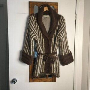 VINTAGE CARDIGAN SWEATER